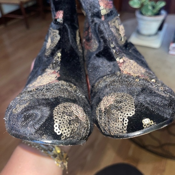 Aldo Black and Gold Sequin Ankle Boots - Picture 4 of 8